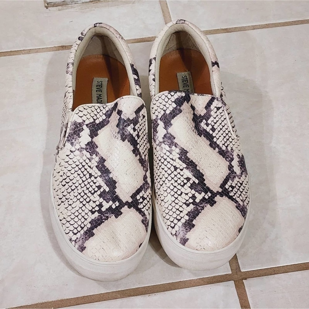 Steve Madden Gills snakeskin python leather sneakers size 11